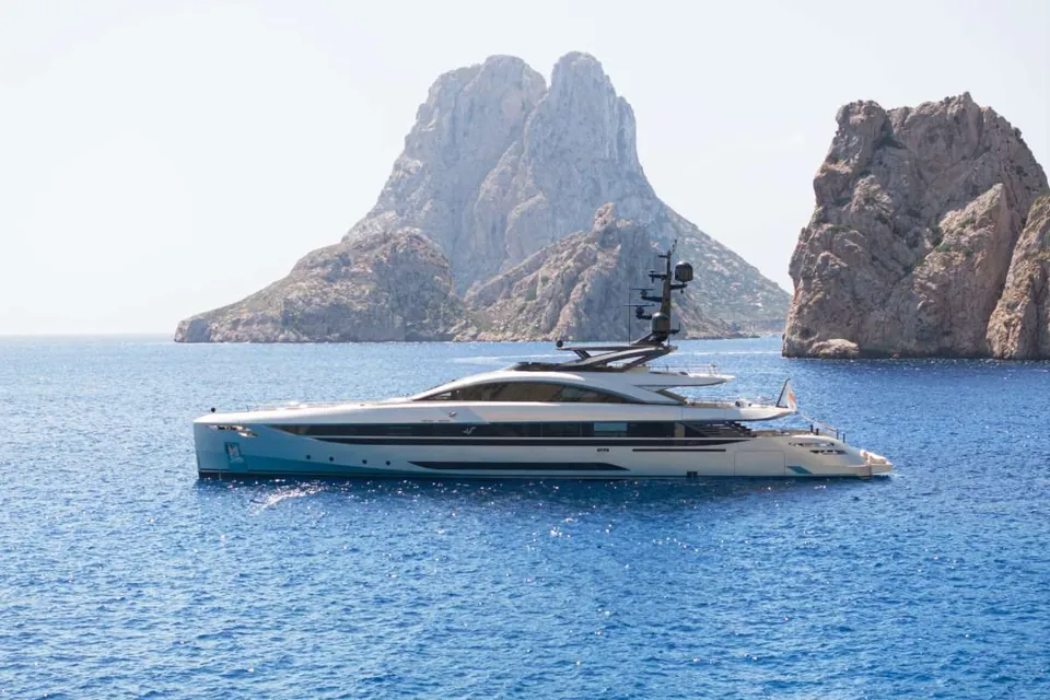 No Stress, 2023 Rossinavi 50m Hybrid, photo 6