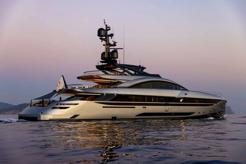 No Stress, 2023 Rossinavi 50m Hybrid, photo 1