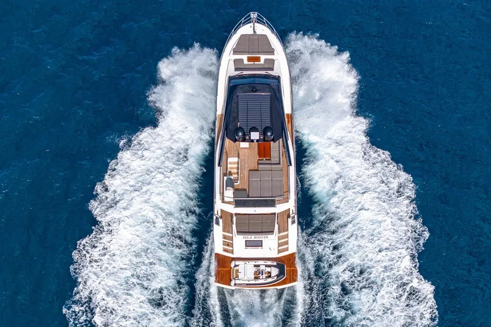 Isla Bonita, 2023 Astondoa 66 Flybridge, photo 4