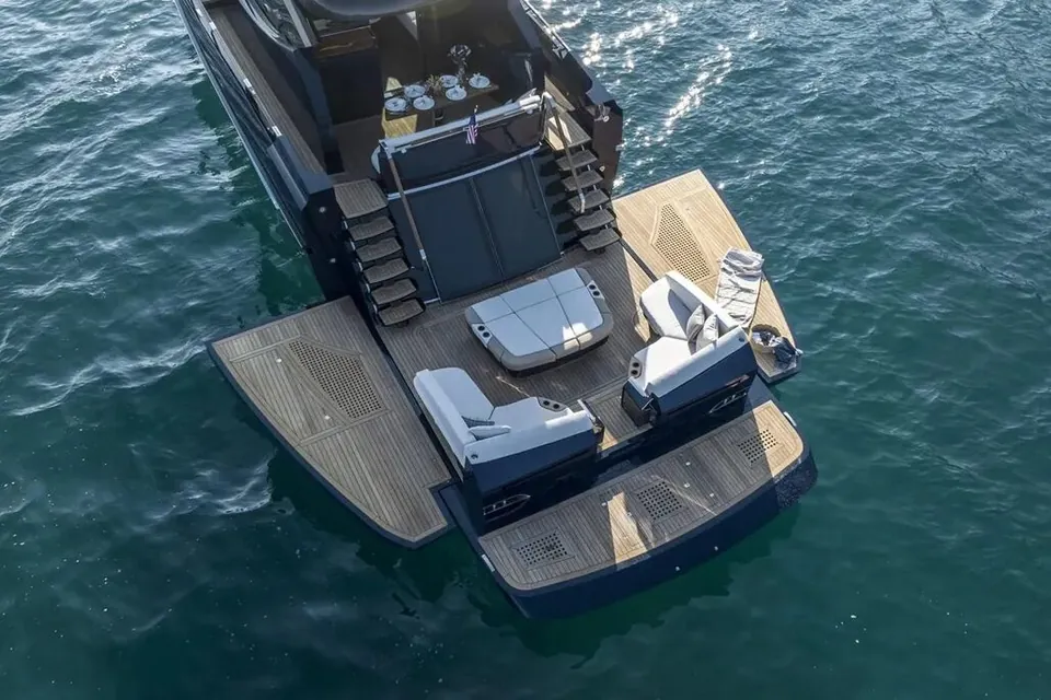 2023 Lazzara LSX 67, photo 21