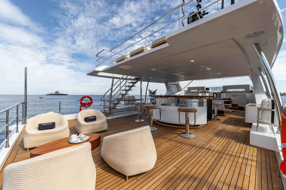 Pantera, 2019 Azimut Grande 35M, photo 3