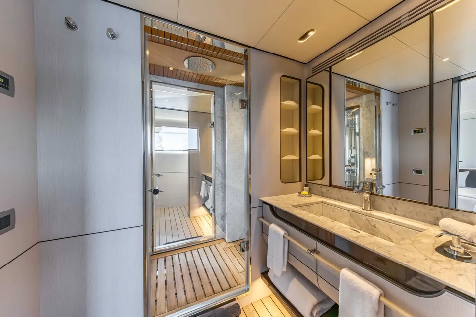 Pantera, 2019 Azimut Grande 35M, photo 13