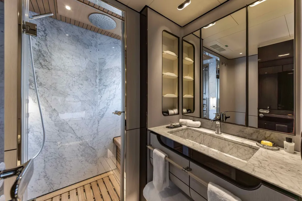 Pantera, 2019 Azimut Grande 35M, photo 15