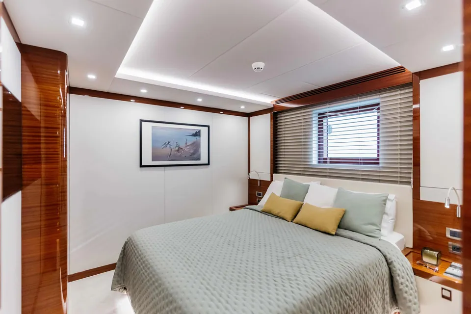 Papillon, 2022 Bering Yachts 92, photo 17