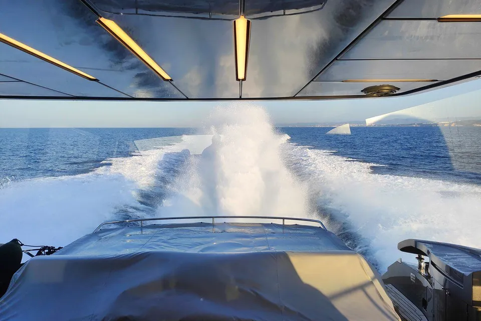 Silver Bullet, 2022 Pershing 8X, photo 2