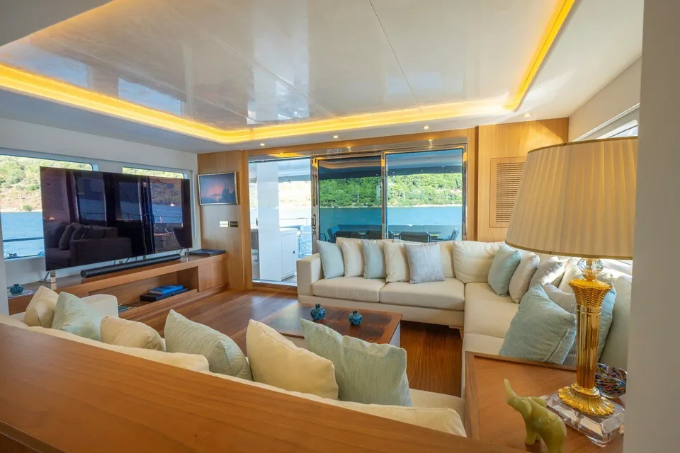 2022 Mural Yachts 85 Semi Displacement Trawler, photo 8