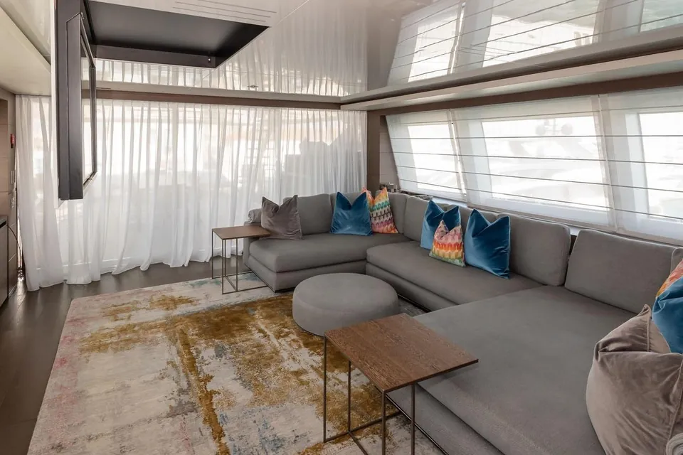 Willpower, 2018 Custom Line Navetta 37, photo 11