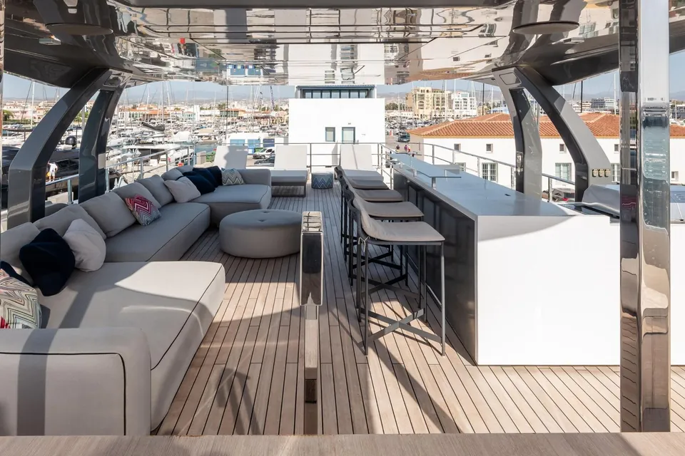 Willpower, 2018 Custom Line Navetta 37, photo 31
