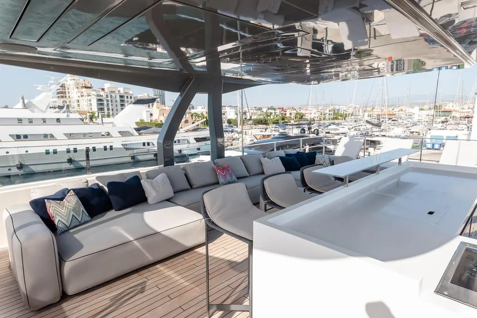 Willpower, 2018 Custom Line Navetta 37, photo 32