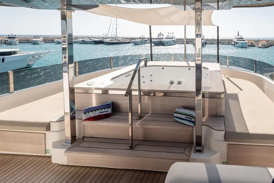 Willpower, 2018 Custom Line Navetta 37, photo 34