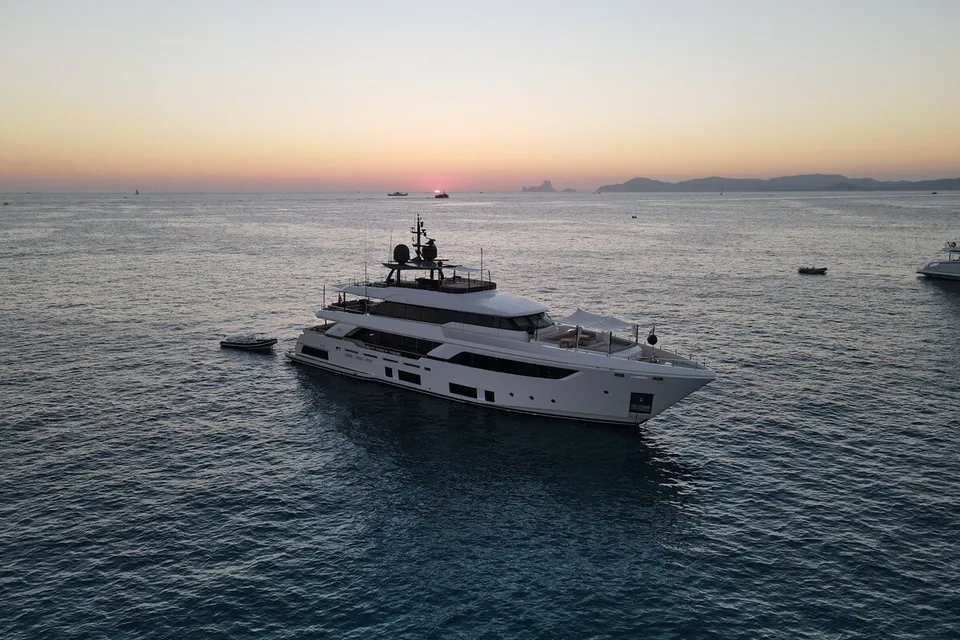 Willpower, 2018 Custom Line Navetta 37, photo 42