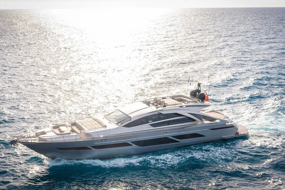 Magic of Ayr, 2021 Pershing 9X, photo 2