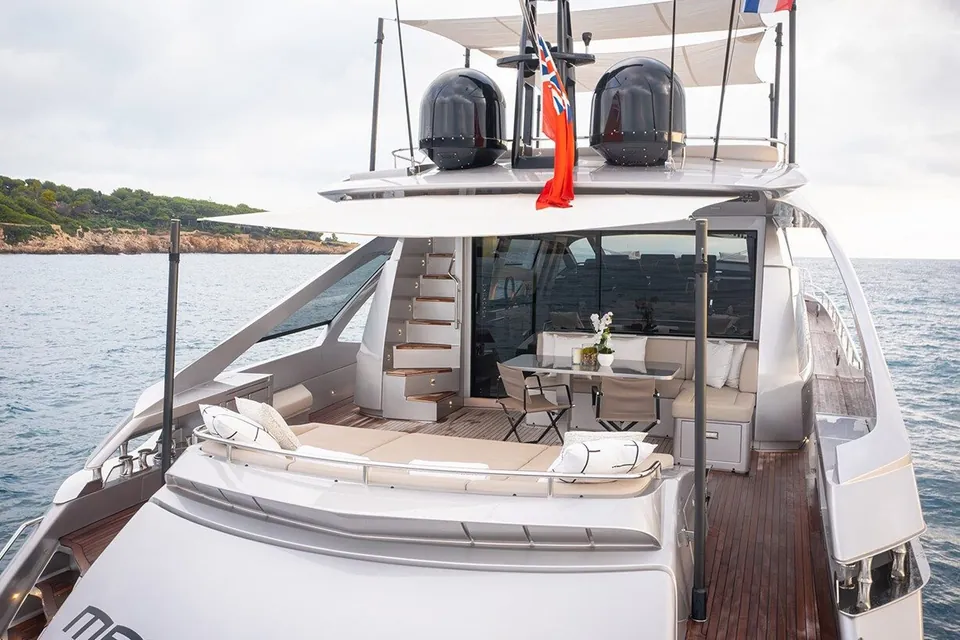 Magic of Ayr, 2021 Pershing 9X, photo 6