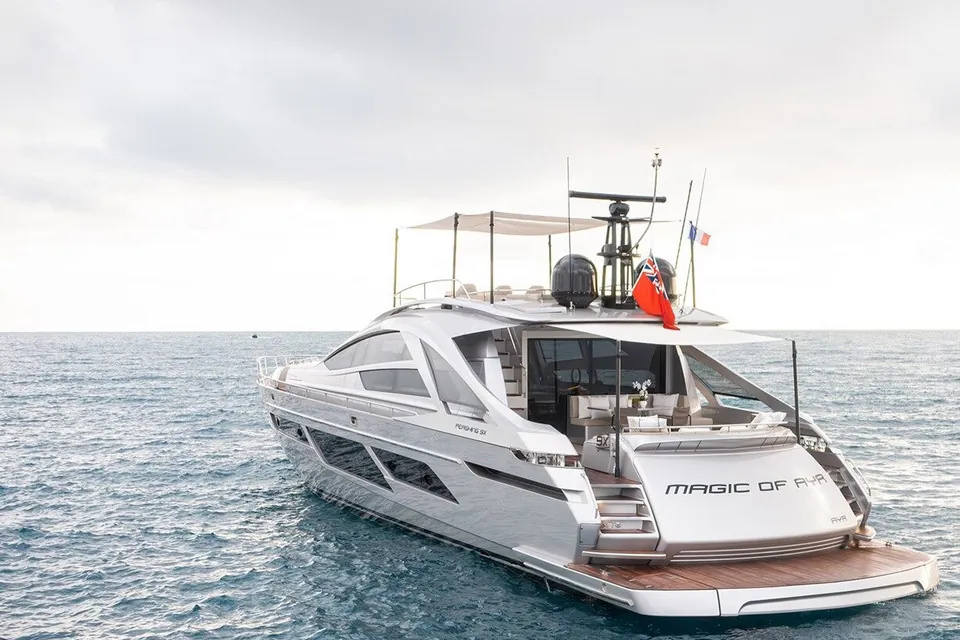 Magic of Ayr, 2021 Pershing 9X, photo 7