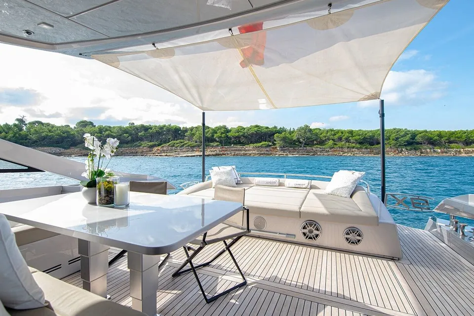 Magic of Ayr, 2021 Pershing 9X, photo 10