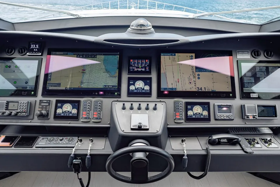 Andiamo II, 2021 Pershing 108, photo 3