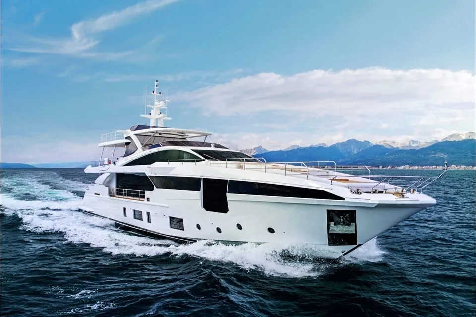 Miss M, 2020 Azimut Grande 35M, photo 1