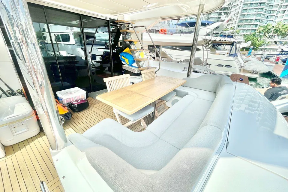 Excellence, 2019 Sunseeker Manhattan 66, photo 3