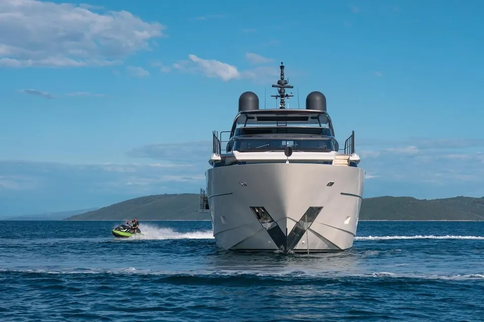 Journey II, 2019 Sunseeker 76 Yacht, photo 2