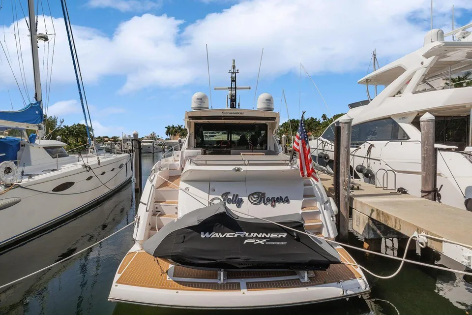 Jolly Rogers, 2018 Sunseeker Predator 68, photo 5