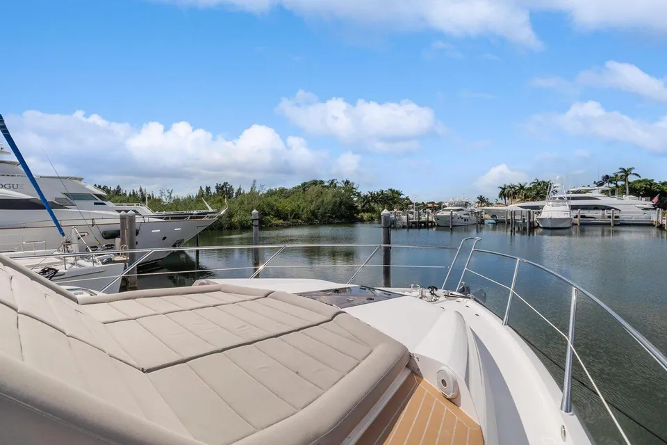 Jolly Rogers, 2018 Sunseeker Predator 68, photo 9