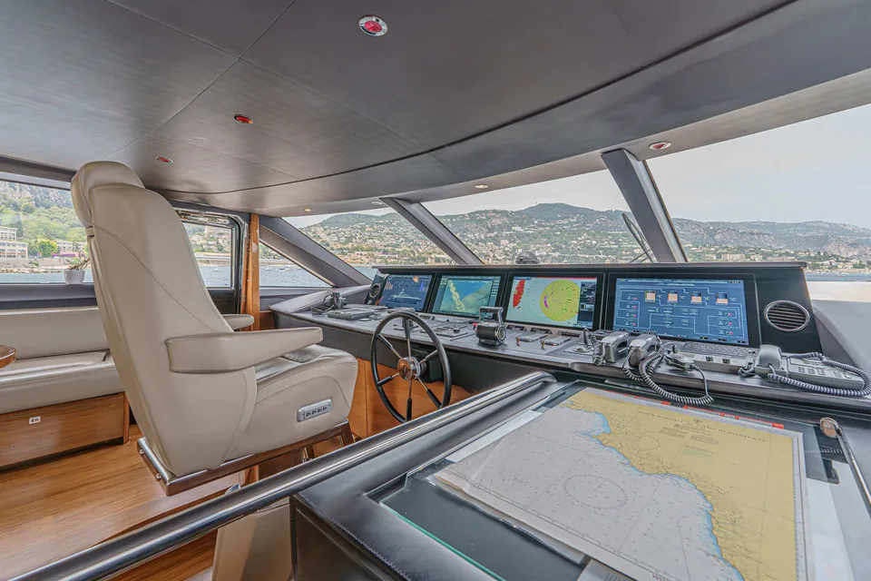 Avalon, 2018 Princess 35M, photo 9
