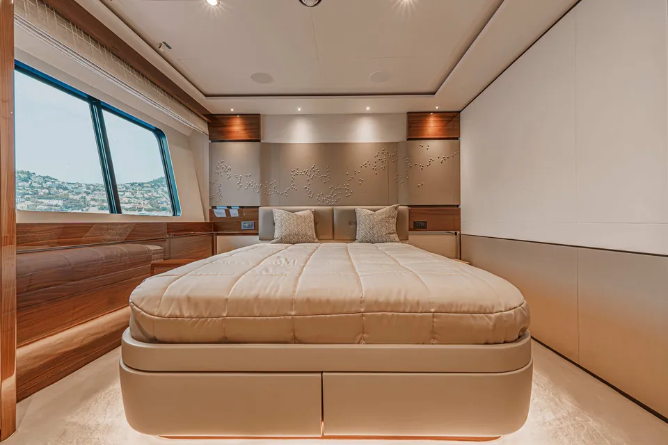 Avalon, 2018 Princess 35M, photo 10