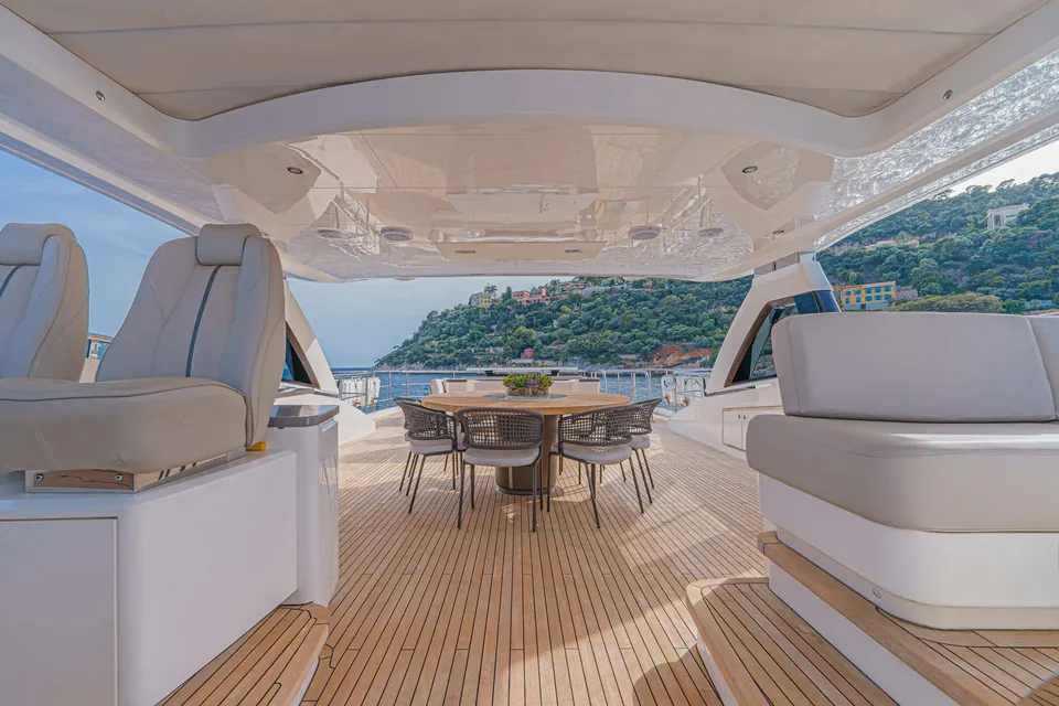 Avalon, 2018 Princess 35M, photo 13