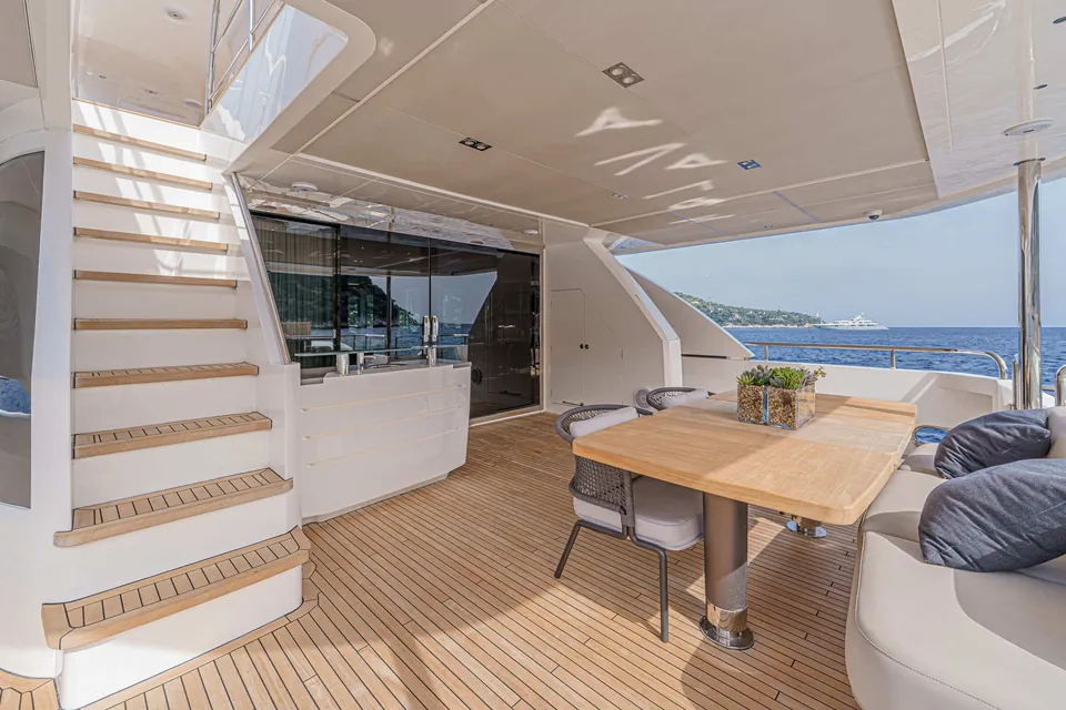 Avalon, 2018 Princess 35M, photo 14