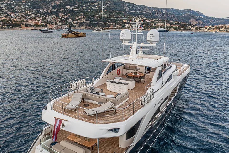Avalon, 2018 Princess 35M, photo 15