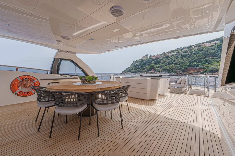 Avalon, 2018 Princess 35M, photo 22