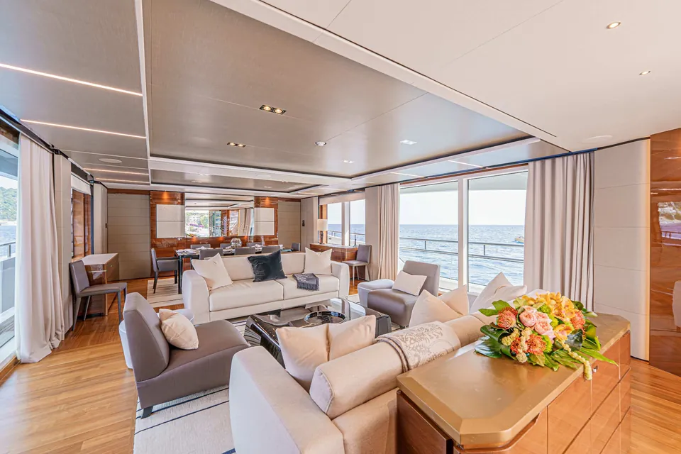 Avalon, 2018 Princess 35M, photo 32