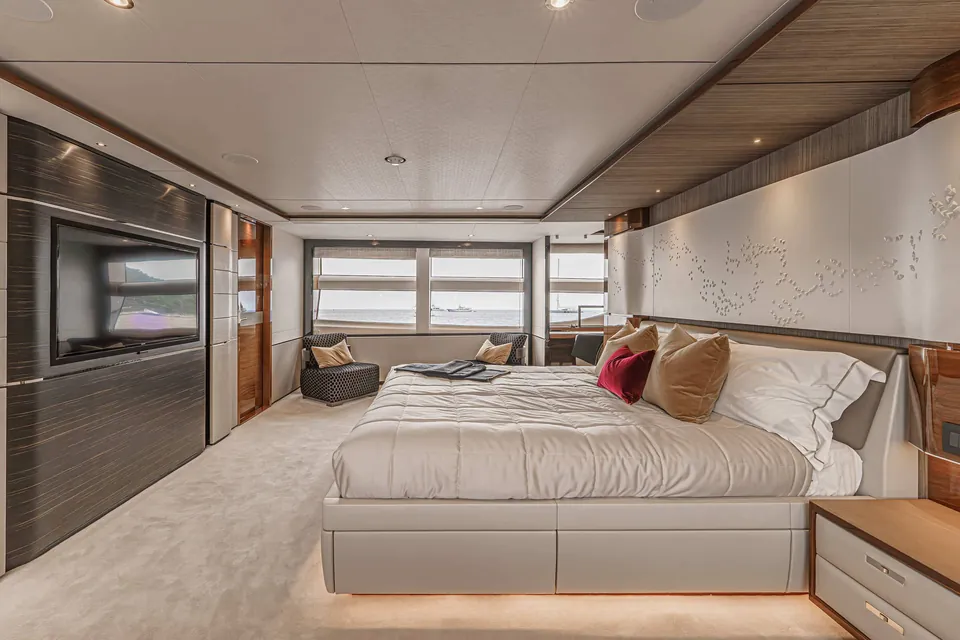 Avalon, 2018 Princess 35M, photo 36