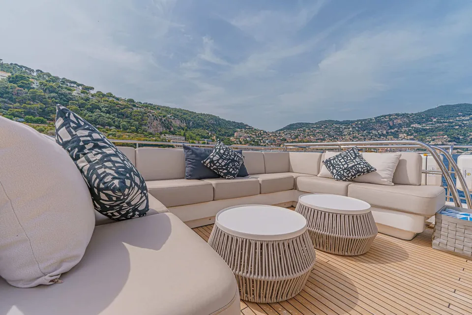 Avalon, 2018 Princess 35M, photo 37