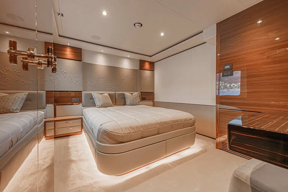 Avalon, 2018 Princess 35M, photo 42