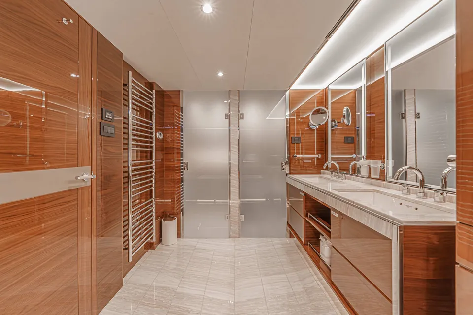 Avalon, 2018 Princess 35M, photo 43