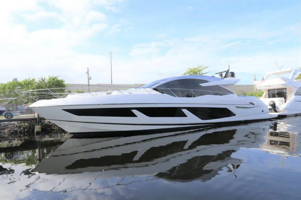Hide Out, 2018 Sunseeker Predator, photo 2