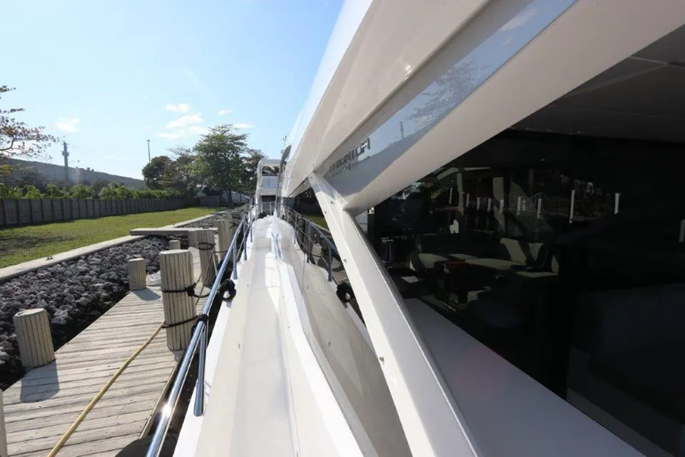 Hide Out, 2018 Sunseeker Predator, photo 7