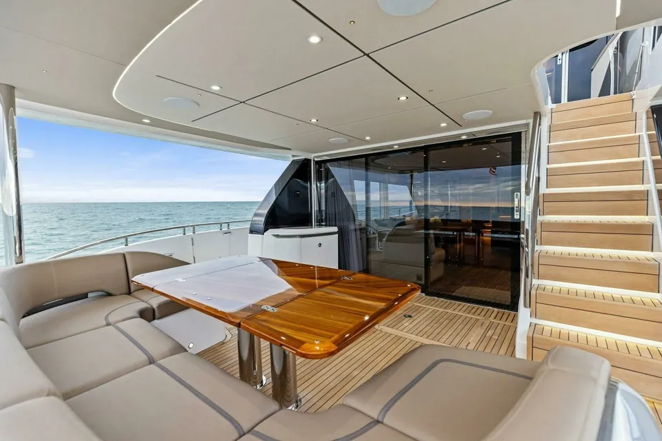 Amarula Sun, 2024 Princess X80, photo 2