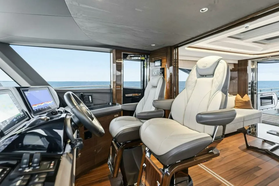 Amarula Sun, 2024 Princess X80, photo 11
