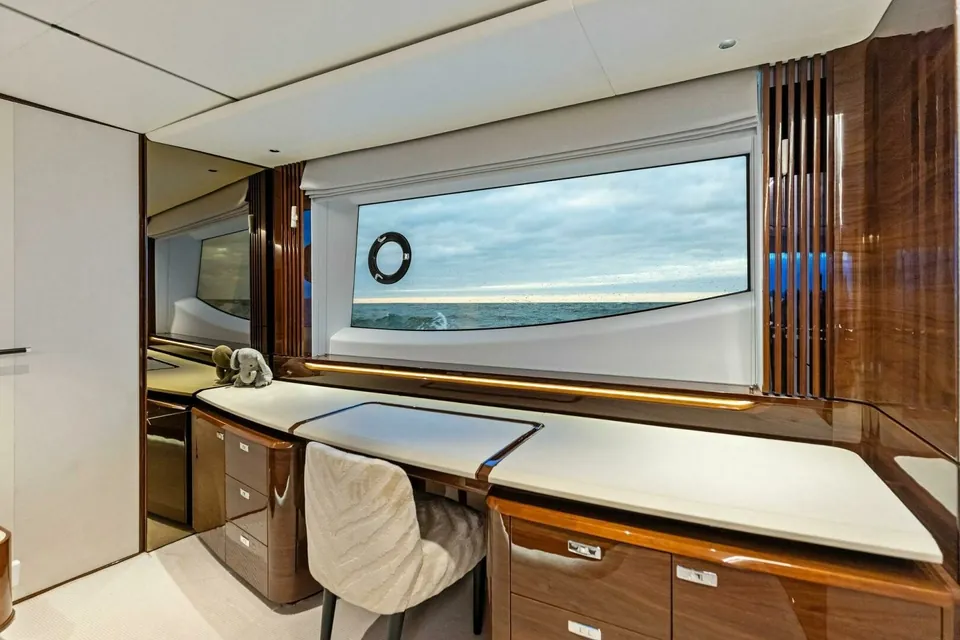 Amarula Sun, 2024 Princess X80, photo 33
