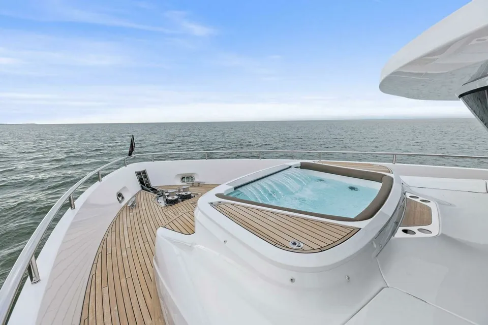 Amarula Sun, 2024 Princess X80, photo 106