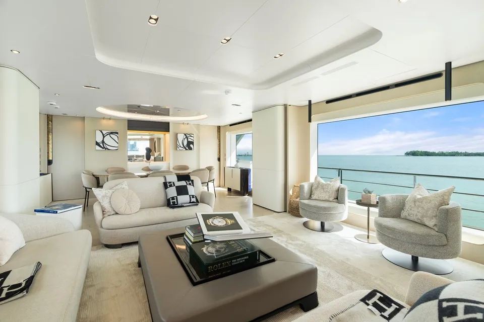 Freedome, 2022 Azimut Grande 32M, photo 2