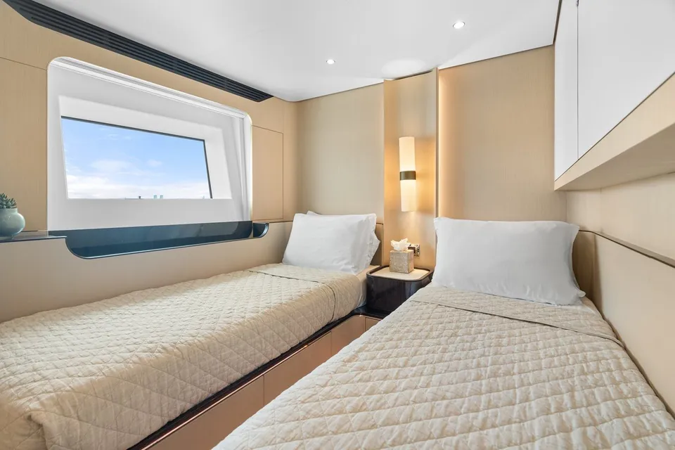 Freedome, 2022 Azimut Grande 32M, photo 20