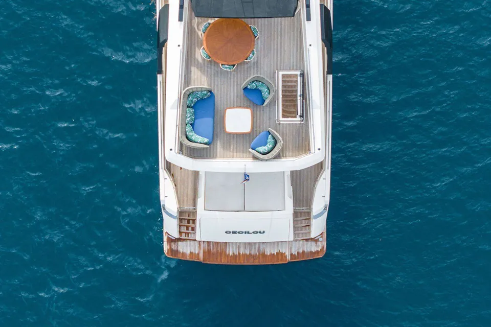 Cecilou, 2018 Cayman Yachts F920, photo 6