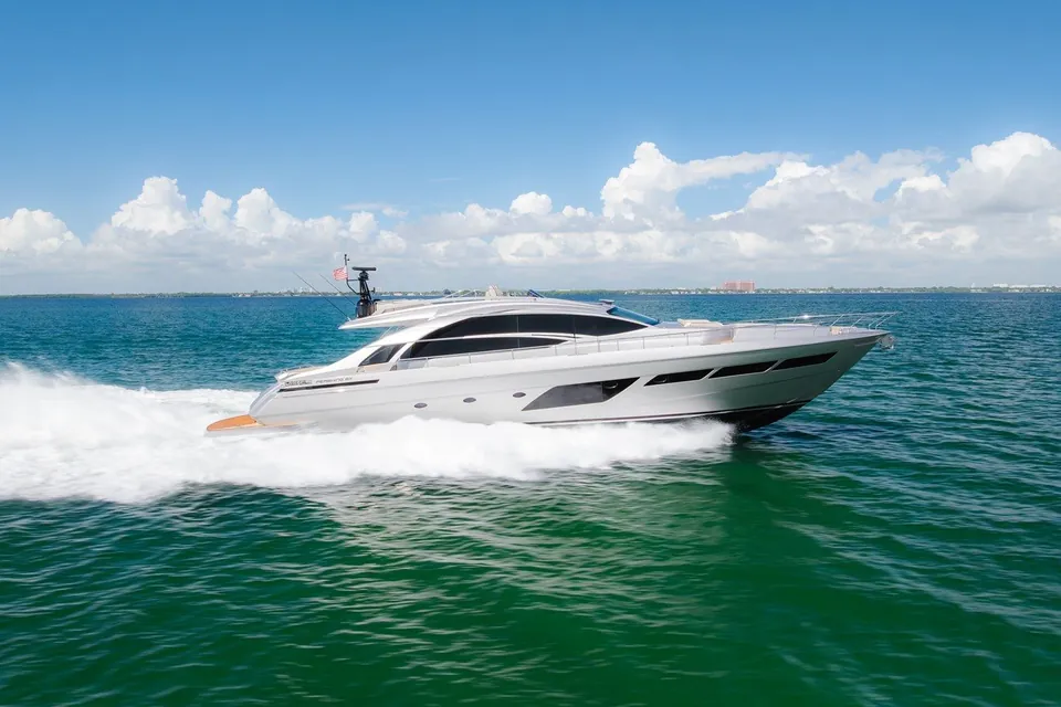 Nova, 2021 Pershing 8X, photo 1