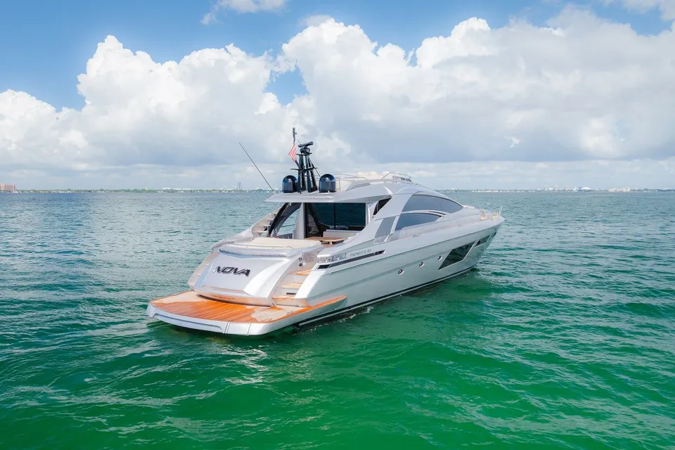 Nova, 2021 Pershing 8X, photo 5