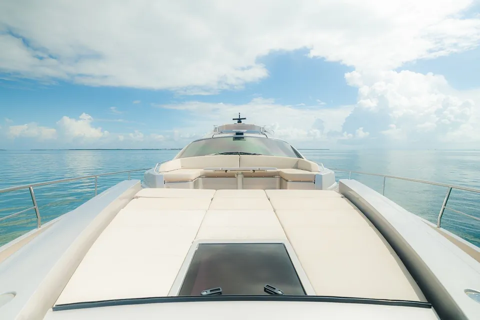 Nova, 2021 Pershing 8X, photo 19