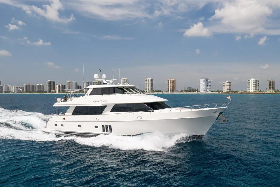 Aboat Time, 2018 Ocean Alexander 70E Flybridge, photo 1