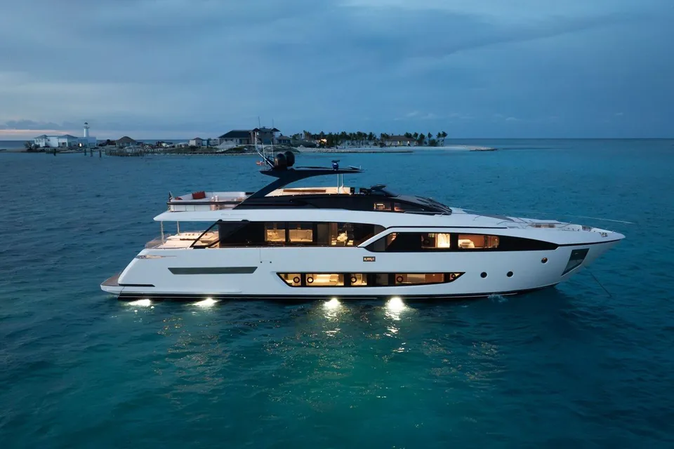 Kiyomizu, 2020 Riva 90' Argo, photo 11